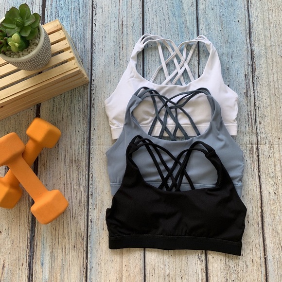 Crossed Sport Bra - Zory del Mar - Picture 3 of 3